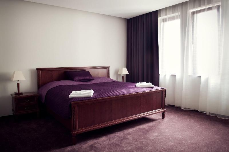 Hotel Park Avenue **** Piest'any Exterior foto